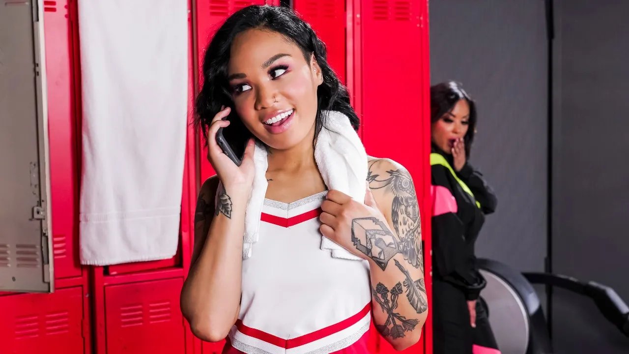 Sialan Ruang Ganti Perv